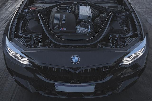 BMW 2.0L With Straight Four Engine